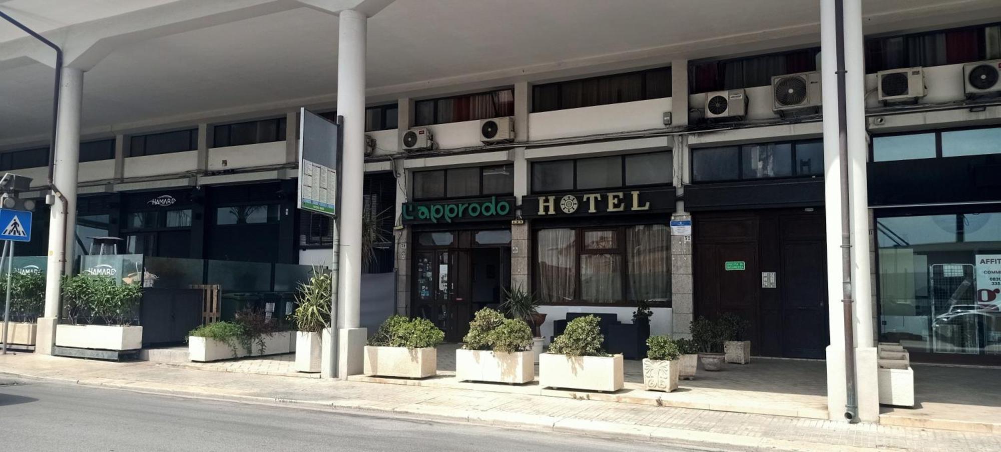 Hotel L'Approdo ブリンディジ エクステリア 写真